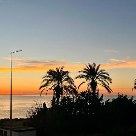 Azul - Casa Azul Sea View, First Line, La Mata-torrevieja Apartment *